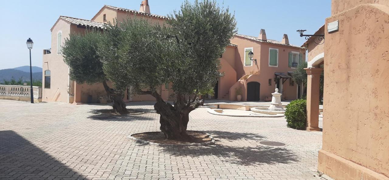 Vacance Location Mer Piscine Var Sud Terrasse Les Issambres Εξωτερικό φωτογραφία